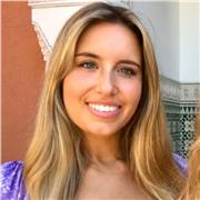 Historiadora del Arte con muchas ganas de compartir mis conocimientos con los alumnos dentro de la rama de Humanidades. Me adapto al nivel y necesidades de cada uno de ellos.